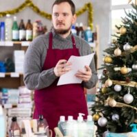 HolidayWorker HolidayWorker